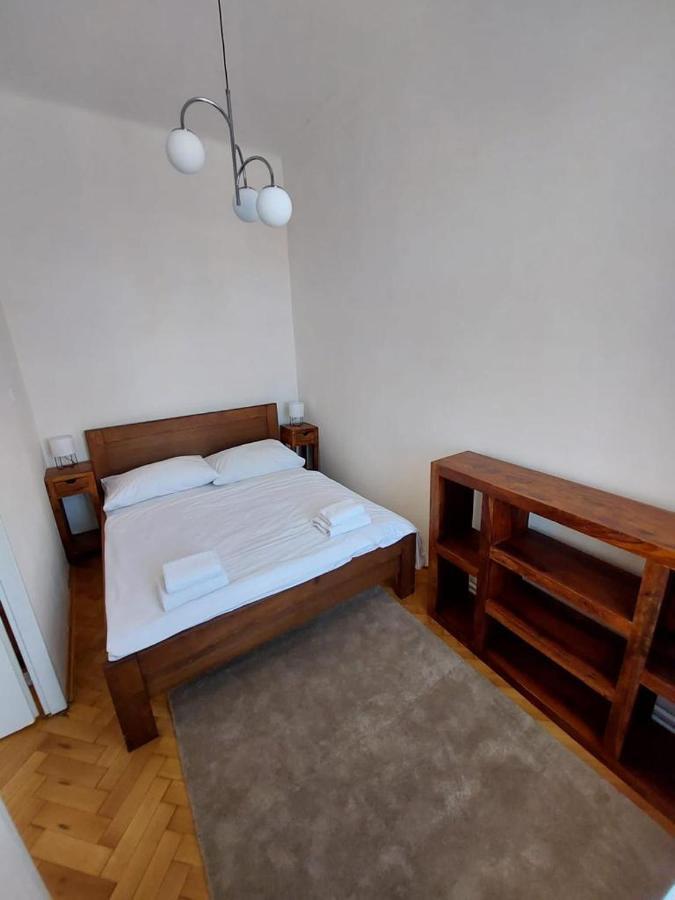 Apartahotel Zelezna - Old Town View